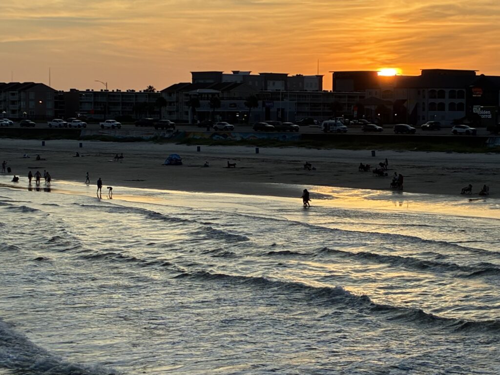 Galveston beach where Rhonda Johnson and Sharon Shaw traveled before disappearing in August 1971